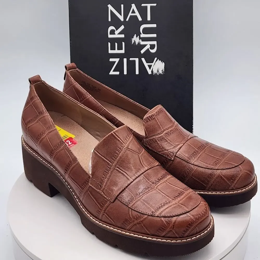 NEW Naturalizer Darry English Tea Croc Embossed Leather Loafers Women's Size 12M